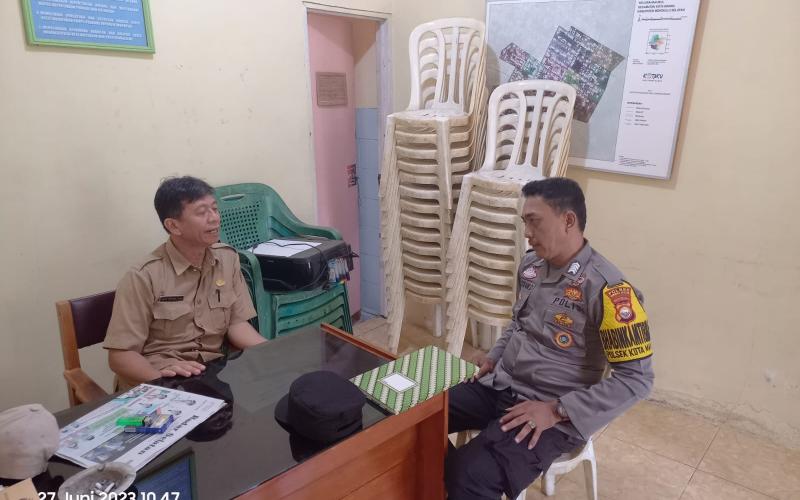 Untuk Mewujudkan Kamtibmas Yang Kondusif  Bhabinkamtibmas Polsek Kota Manna Gandeng Lurah 