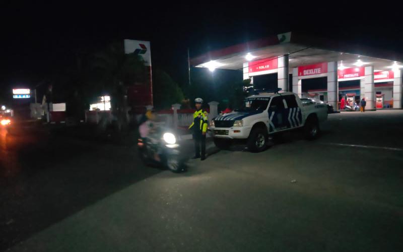 Pantau Arus Lalin, Polres Kaur Patroli Blue Light