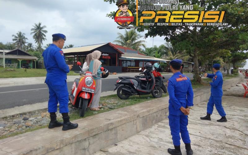 Sat Polairud Patroli di Pantai Pasar Bawah, Imbau Wisatawan untuk Tidak Mandi Ditepi Pantai