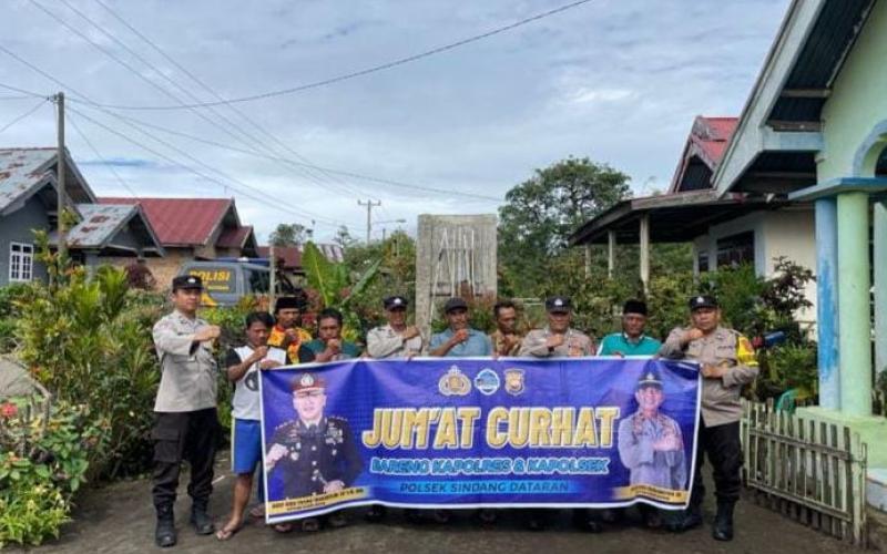 Tampung Keluhan Masyarakat, Polsek Sindang Dataran Jumat Curhat Bersama Warga Desa Air Rusa