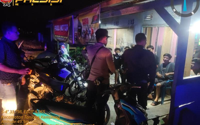 Antisipasi Curnak Polsek Tanjung Kemuning Patroli Dialogis 