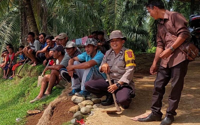 Sambang Dialogis, Bhabinkamtibmas Polsek Berikan Imbauan Kamtibmas Kepada Warga Kelurahan Masat 