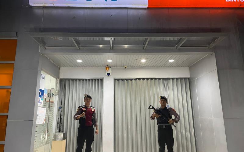Dini Hari, Personel Sat Samapta Polres Kaur Patroli Cek Objek Vital