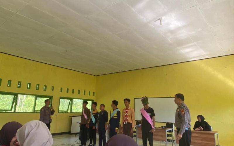 MPLS di SMKN 3 Kaur, Polsek Kaur Utara Sosialisasikan Tentang Tata Tertib Berlalu Lintas  