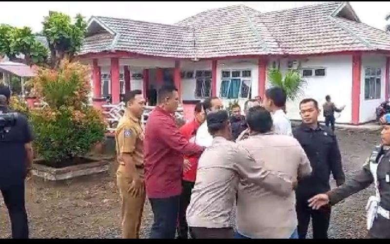 Hadir di Kantor Camat Lais, Polsek Lais Ikut Amankan Kunjungan Presiden RI