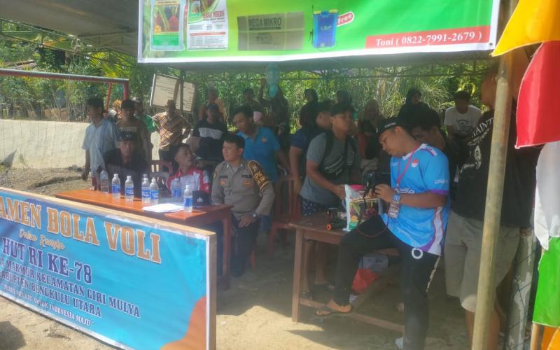 Wujudkan Keamanan, Polsek Giri Mulya Melakukan Sambang Turnamen Bola Voly di Desa Suka Makmur