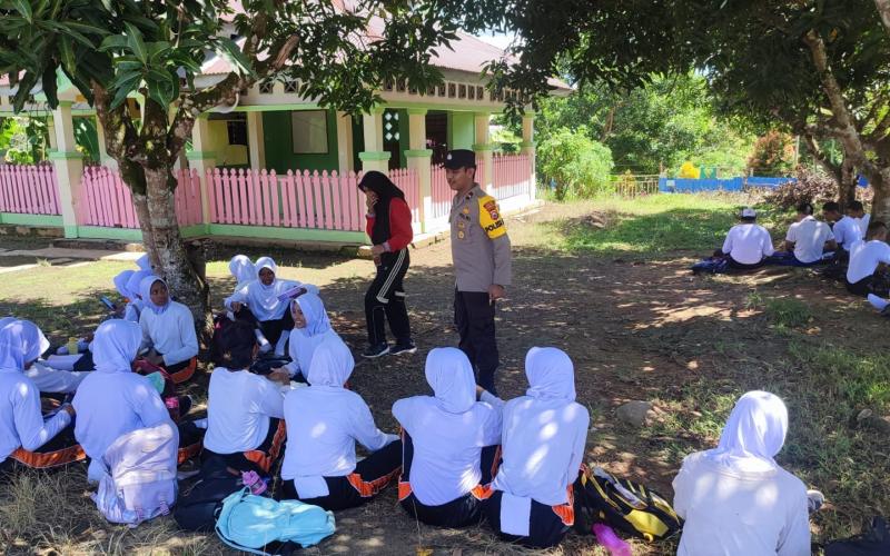 Polisi RW Polsek Giri Mulya Sambangi Seleksi Paskibra di Kecamatan Giri Mulya