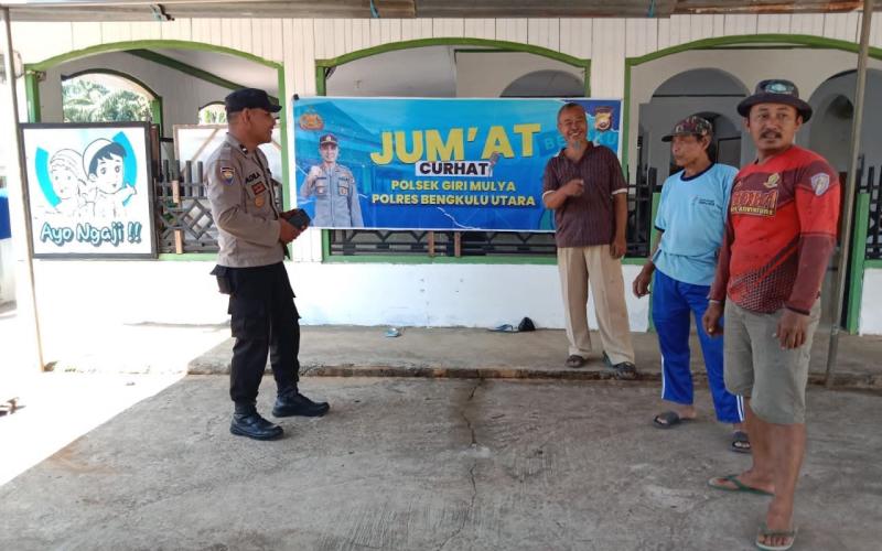 Polsek Giri Mulya Laksanakan Giat Jumat Curhat di Masjid Al Barokah 