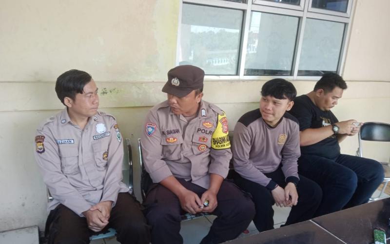 Bhabinkamtibmas Polsek Kota Manna Sambang Dialogis  kepada Security RSUD HD Bengkulu Selatan, Sampaikan Imbauan Kamtibmas   