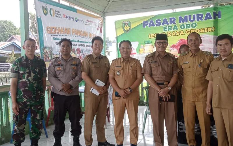 Kapolsek Pino Hadiri Bazar Pasar Murah di Aula Kantor Camat Ulu Manna  