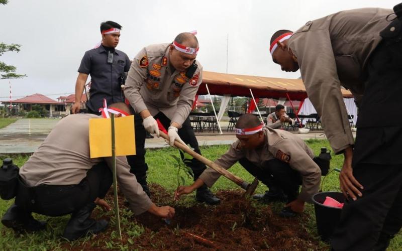 Peringati HUT RI ke-78, Kapolres Rejang Lebong Ikuti Penanaman Pohon di SPN Polda Bengkulu 
