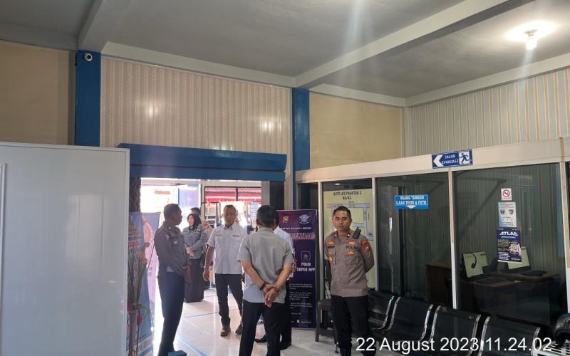 Berantas Pungli, Polres Rejang Lebong Dampingi Tim Satgas Saber Pungli Provinsi Sidak di Satpas 