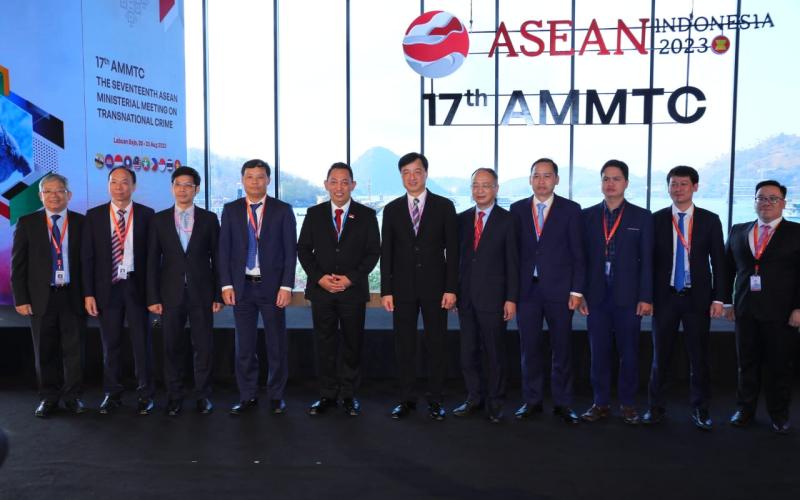 Pertemuan AMMTC ke-17 di Labuan Bajo, Gerbang Polri dan ASEAN Jaga Kawasan dari Kejahatan Transnasional