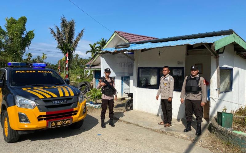 Tingkatkan Keamanann di Wilayah Hukum, Polsek Nasal Patroli Rutin 