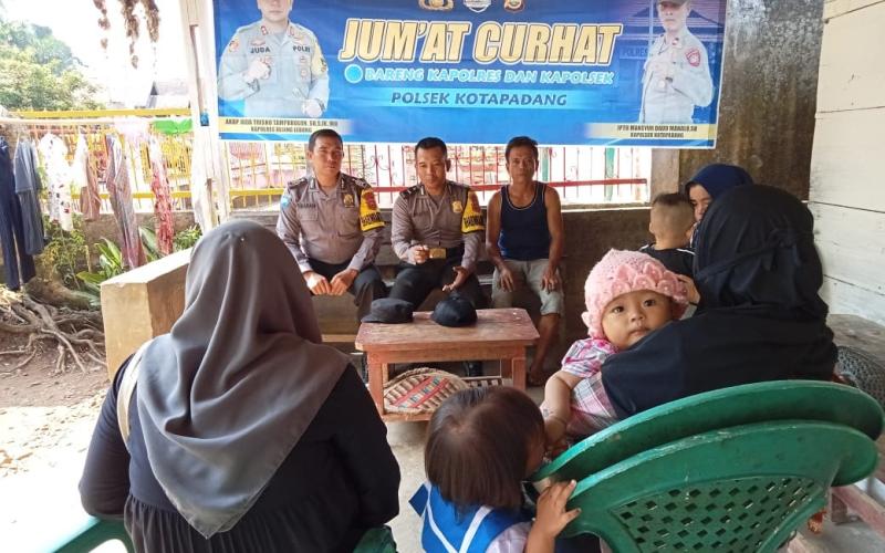 Kapolsek Kotapadang Jumat Curhat Bersama Warga Desa Sukarami