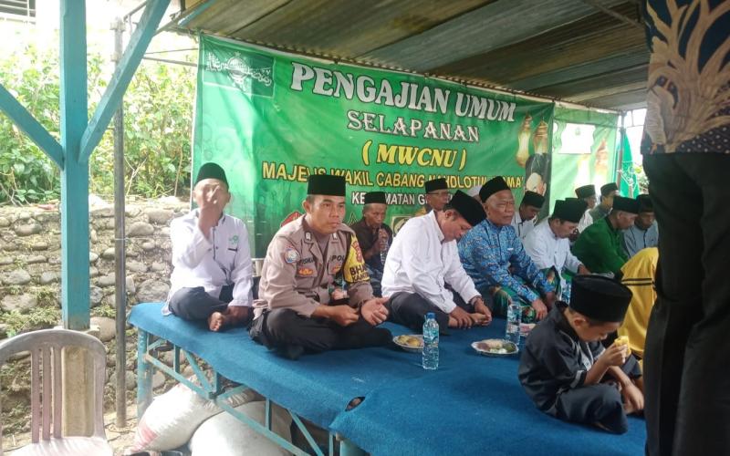 Polsek Giri Mulya Hadiri Pengajian MWCNU di Masjid Nurul Iman Desa Rena Jaya