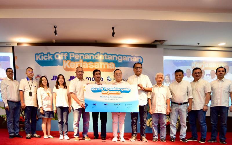 Kolaborasi Moxa, FIF Group dengan JNE Express dan JNEI Hadirkan Layanan Pembiayaan Inklusif Bagi Masyarakat