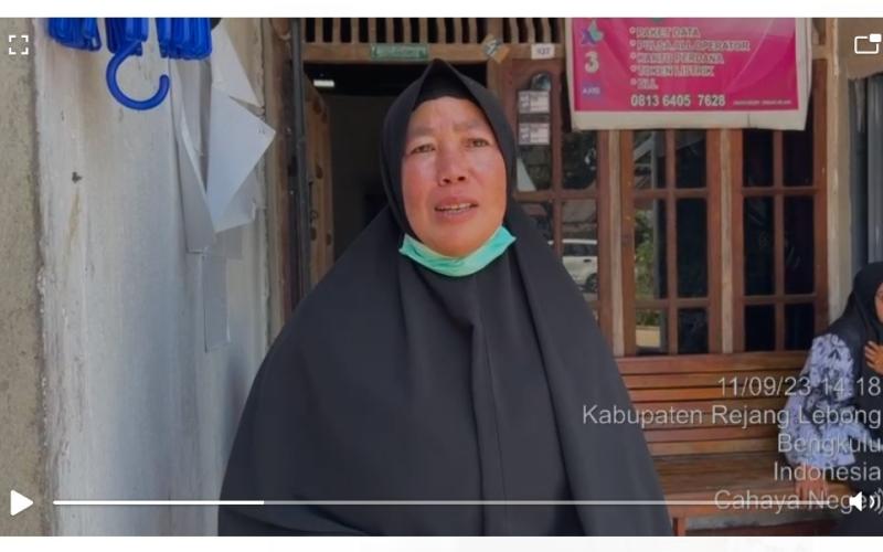 Berikan Rasa Aman, Polisi Kawal Warga Yang Melintas di Jalur Curup-Lubuklinggau