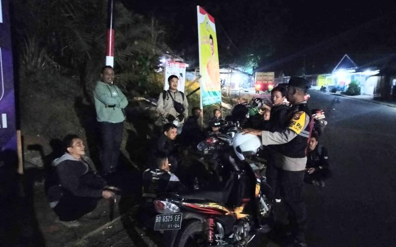 Rutin Patroli Sambang, Polsek Lais Ciptakan Situasi Aman
