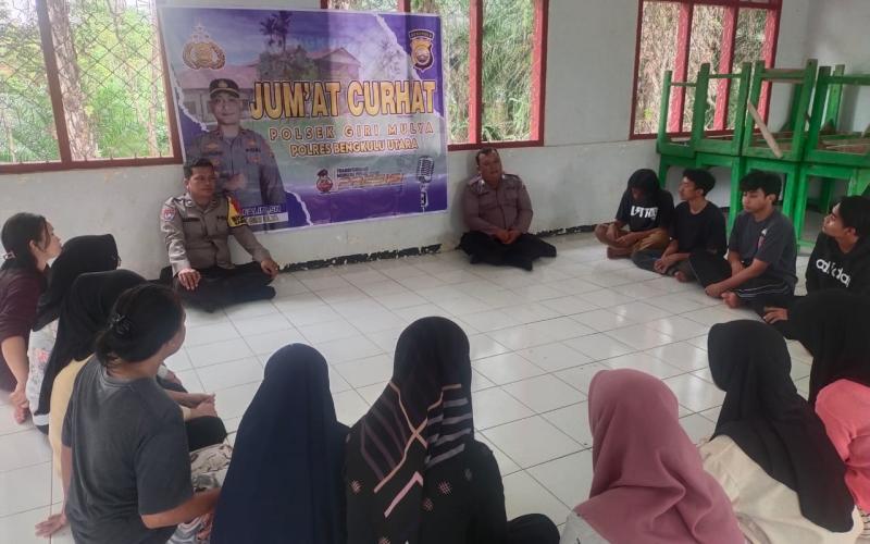 Program Jumat Curhat, Polsek Giri Mulya tampung Keluhan Warga Desa Wonoharjo