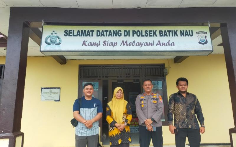 Bangun Kemitraan, Panwascam Batiknau Silaturahmi Ke Polsek Batiknau