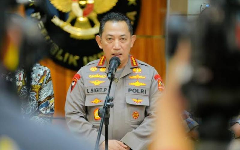 Rilis Akhir Tahun, Kapolri Doakan 856 Pegawai Polri yang Meninggal di Tahun 2023