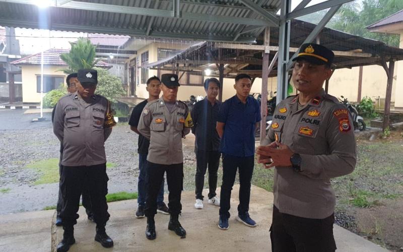 Kapolsek Giri Mulya Pimpin Apel Kesiapsiagaan Amankan Perayaan Malam Pergantian Tahun 2024