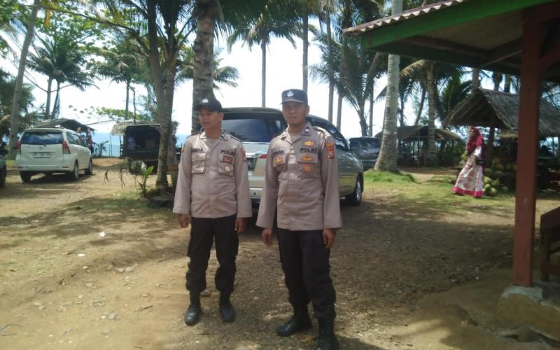 Personel Polsek Air Besi Gelar Pengamanan di Objek Wisata Tahun Baru