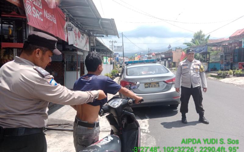 Polsek Curup Imbau Warga Terkait Larangan Senjata Tajam