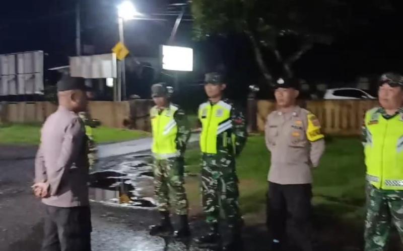 Guna Antisipasi 3C, Polsek Curup Bersama Koramil 409-05 Lakukan Patroli Malam
