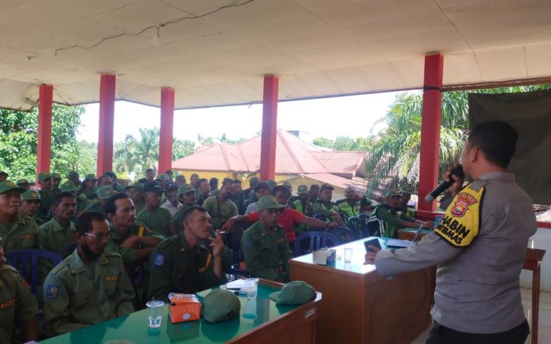 Polsek Giri Mulya Melaksanakan Sosialisasi Kepada Linmas dalam Rangka Kesiapsiagaan Dalam Pemilu 2024