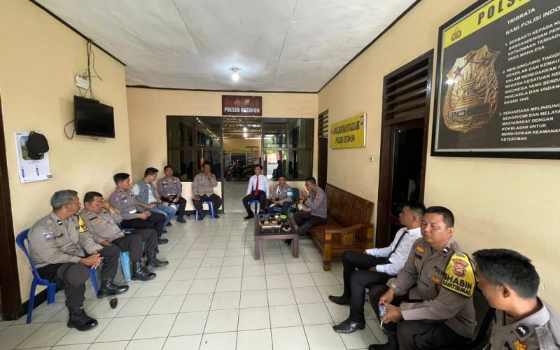 Tingkatkan Kinerja, Waka Polsek Ketahun Pimpin Anev Pelaksanaan Tugas Kepolisian Sehari - Hari