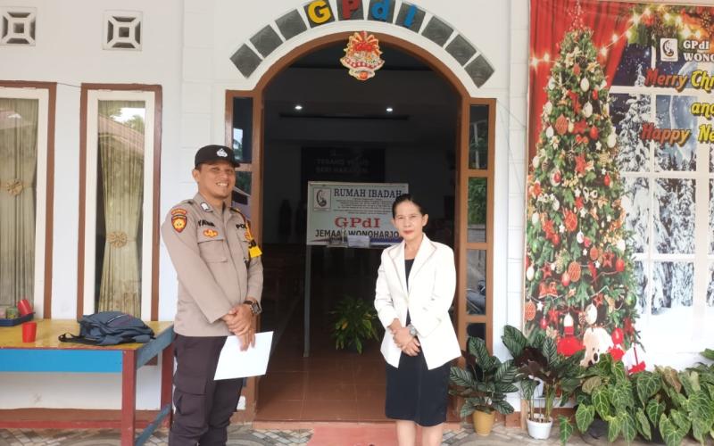 Ciptakan Situasi yang kondusif, Polsek Giri Mulya Amankan Kegiatan Ibadah Minggu di Gereja