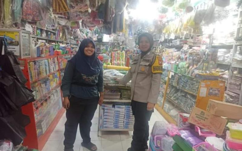 Sambangi Warga Binaan, Bhabinkamtibmas Polsek Kampung Melayu Sampaikan Imbauan Kamtibmas 