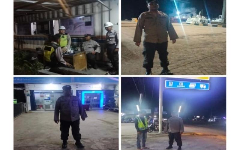 Patroli Malam, Personel Polsek KSKP Pulau Baai Sambangi Tempat-Tempat Berpotensi Terjadinya Kamtibmas  