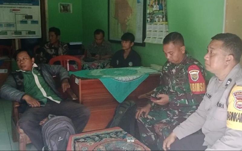 Dengarkan Aspirasi Warga Binaan, Polsek Sukaraja Jumat Curhat  di Desa Lubuk Terentang