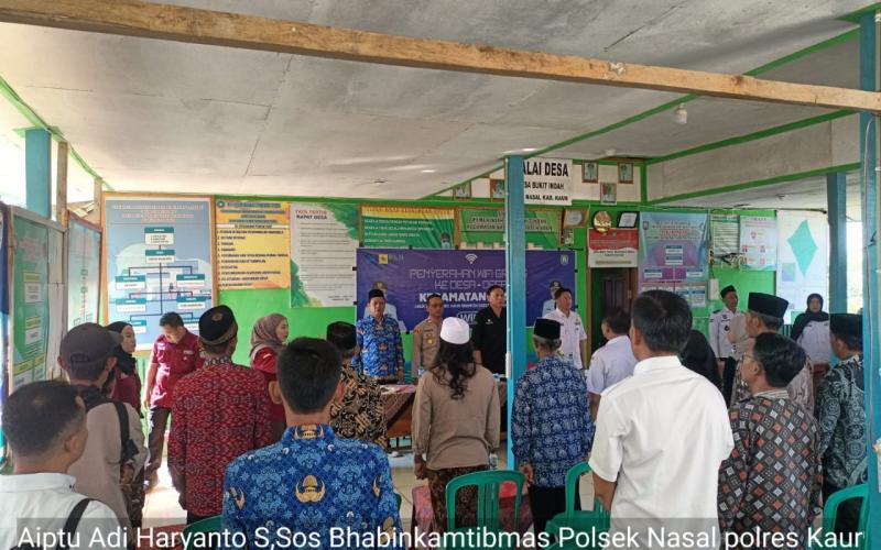 Kapolsek Nasal Hadiri Penyerahan Wifi dari Kominfo di 9 Desa Terpencil