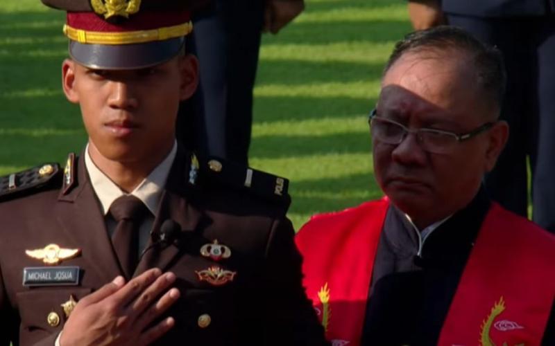 Michael Josua, Perwira Remaja Polri Pertama dan Satu-satunya Penganut Konghucu yang dilantik Presiden Jokowi