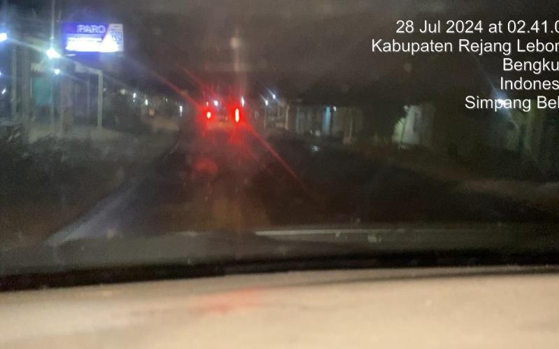Optimalakan Pelayanan kepada Warga, Polsek Sindang Kelingi Lakukan Pengawalan di Jalan Lintas Curup-Lubuklinggau