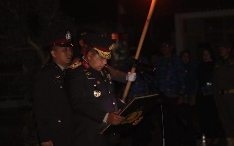 Wakapolda Bengkulu Pimpin Apel Kehormatan dan Renungan Suci Peringati HUT RI ke-79