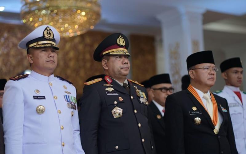 Wakapolda Bengkulu Ikuti Upacara Penurunan Bendera Merah Putih dalam Rangka HUT Kemerdekaan RI Ke-79