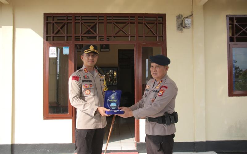 Jalin Sinergi, Kapolres Rejang Lebong Sambang Silahtuhrahmi dengan Batalyon A Pelopor Sat Brimob Bengkulu