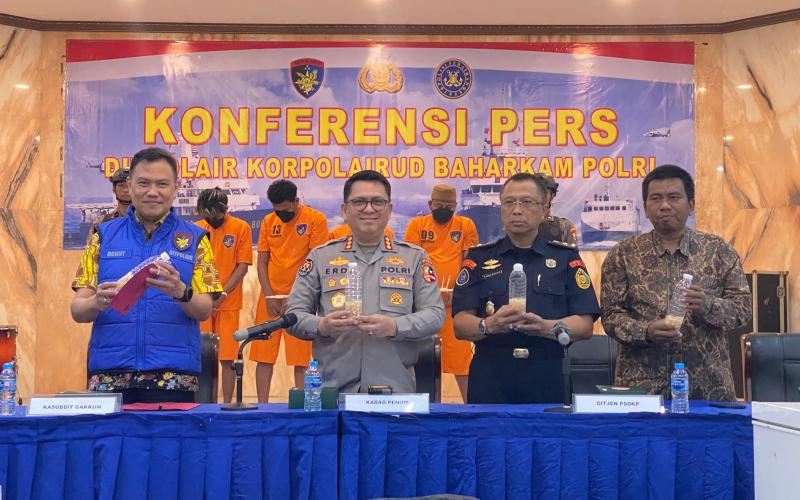 Ditpolair Baharkam Polri Amankan 4 Pelaku Penyelundupan 134 Ribu Baby Lobster di Banten, Negara Dirugikan Rp32,8 Miliar
