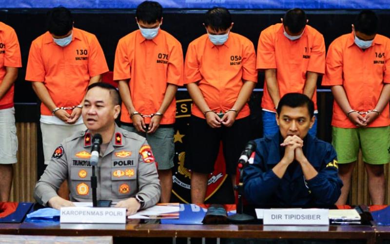 Satu Dekade Kepemimpinan Jokowi, Polri Bentuk Ditressiber di 8 Polda