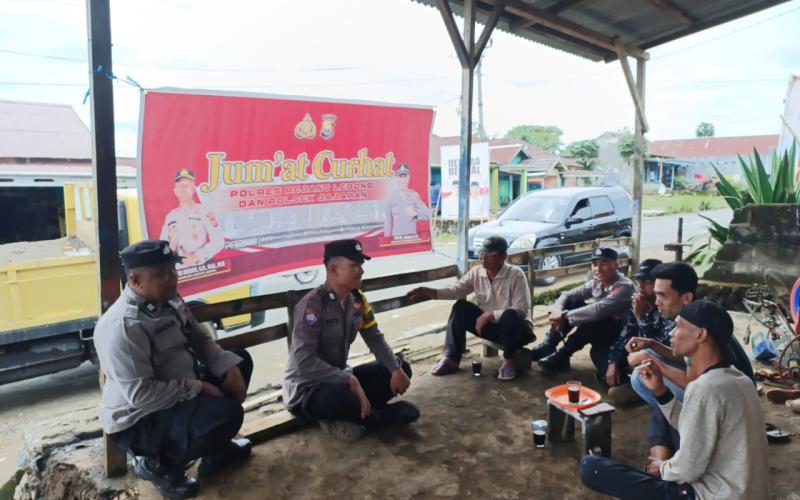 Polsek Sindang Dataran Gelar Jumat Curhat Bersama Bhabinkamtibmas dan Masyarakat