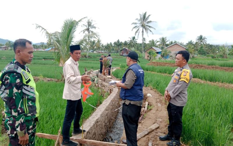 Tingkatkan Koordinasi, Bhabinkamtibmas Polsek Lebong Selatan Sambang ke Desa Manai BlauTingkatkan Koordinasi, Bhabinkamtibmas Polsek Lebong Selatan Sambang ke Desa Manai Blau