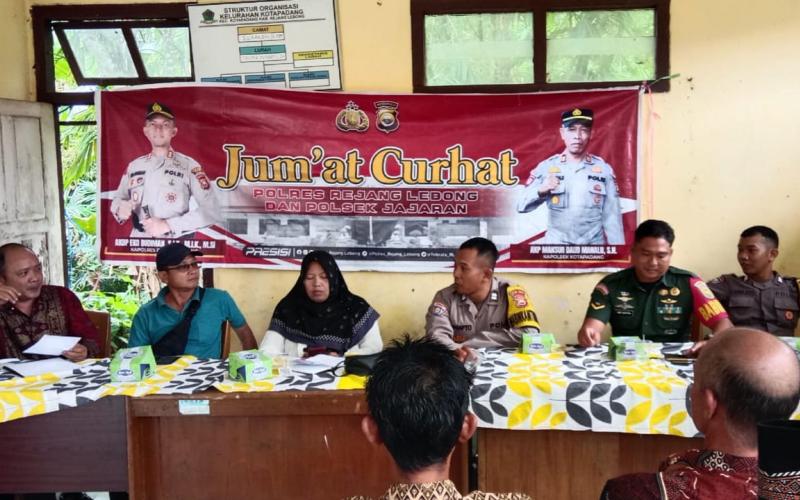 Jumat Curhat Polsek Kota Padang Meningkatkan Keamanan dan Kepedulian Bersama Warga