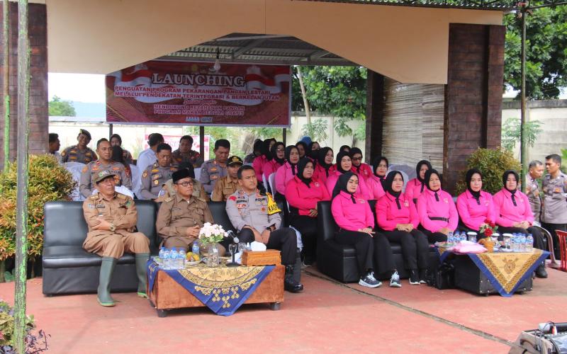 Polres Rejang Lebong Ikuti Zoom Launching Penguatan Program Pekarangan Pangan Lestari