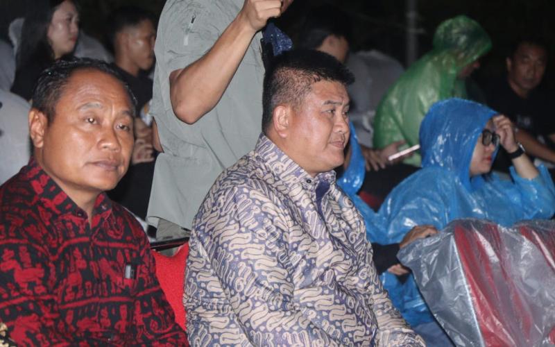 Wakapolda Bengkulu Hadiri Perayaan HUT Harian RB ke-24, Warga Padati Konser NDX AKA