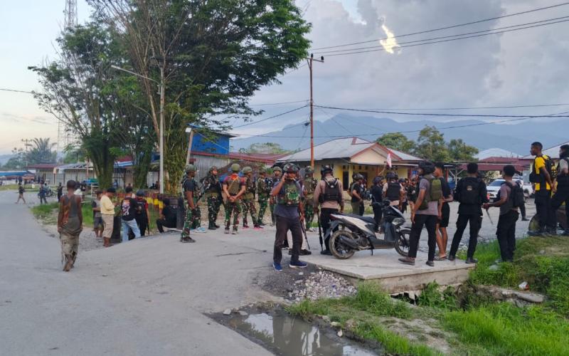 inergitas TNI-Polri Berhasil Evakuasi Enam Personel TNI AD Satgas Maleo Kopassus di Yalimo, Tiga Luka Berat